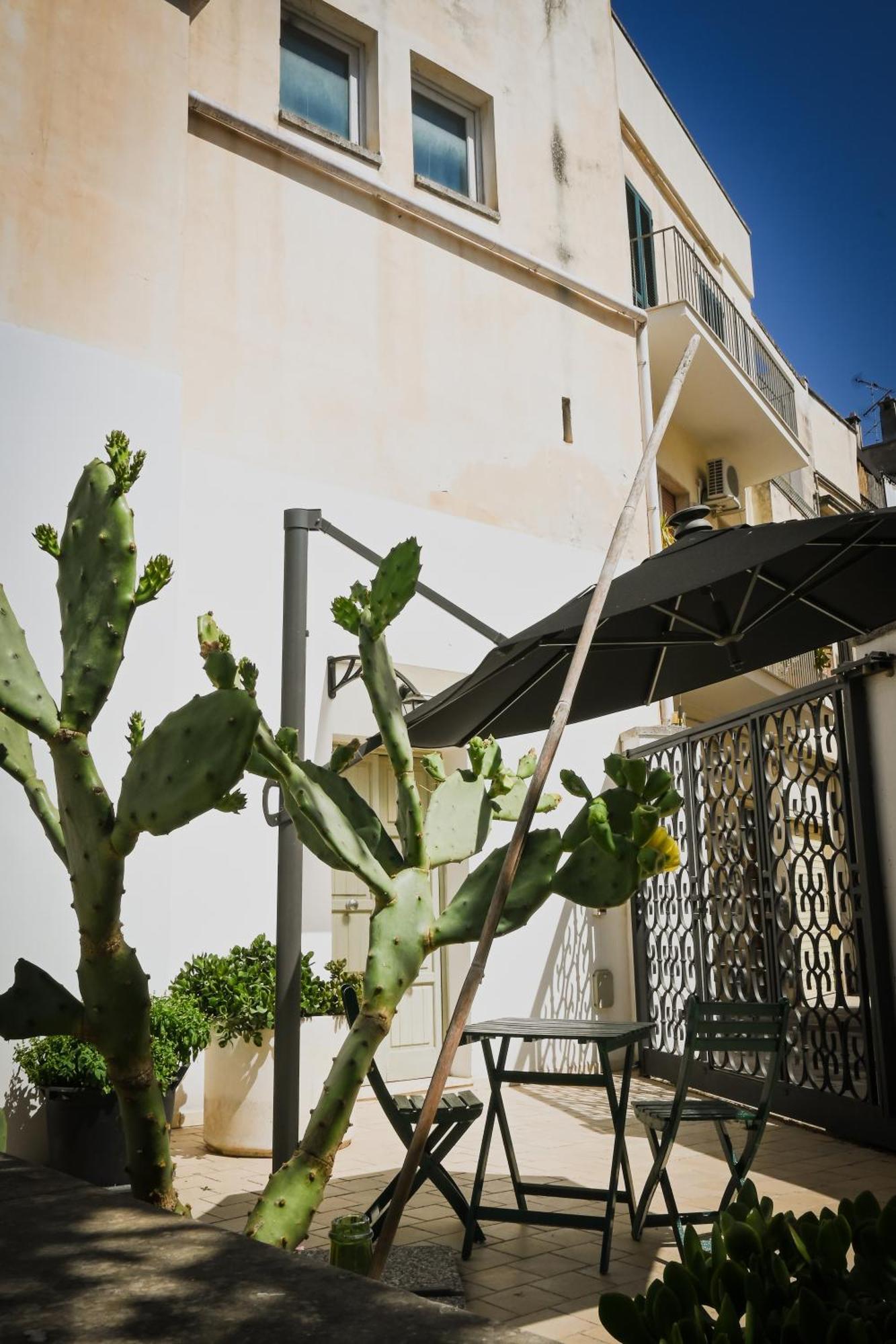Miro B&B Lecce Exteriör bild